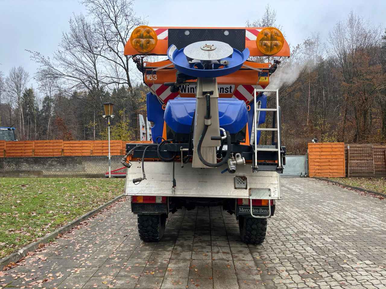 MERCEDES-BENZ Unimog U400 - Truck: picture 5 MERCEDES-BENZ Unimog U400 - Truck: picture 5