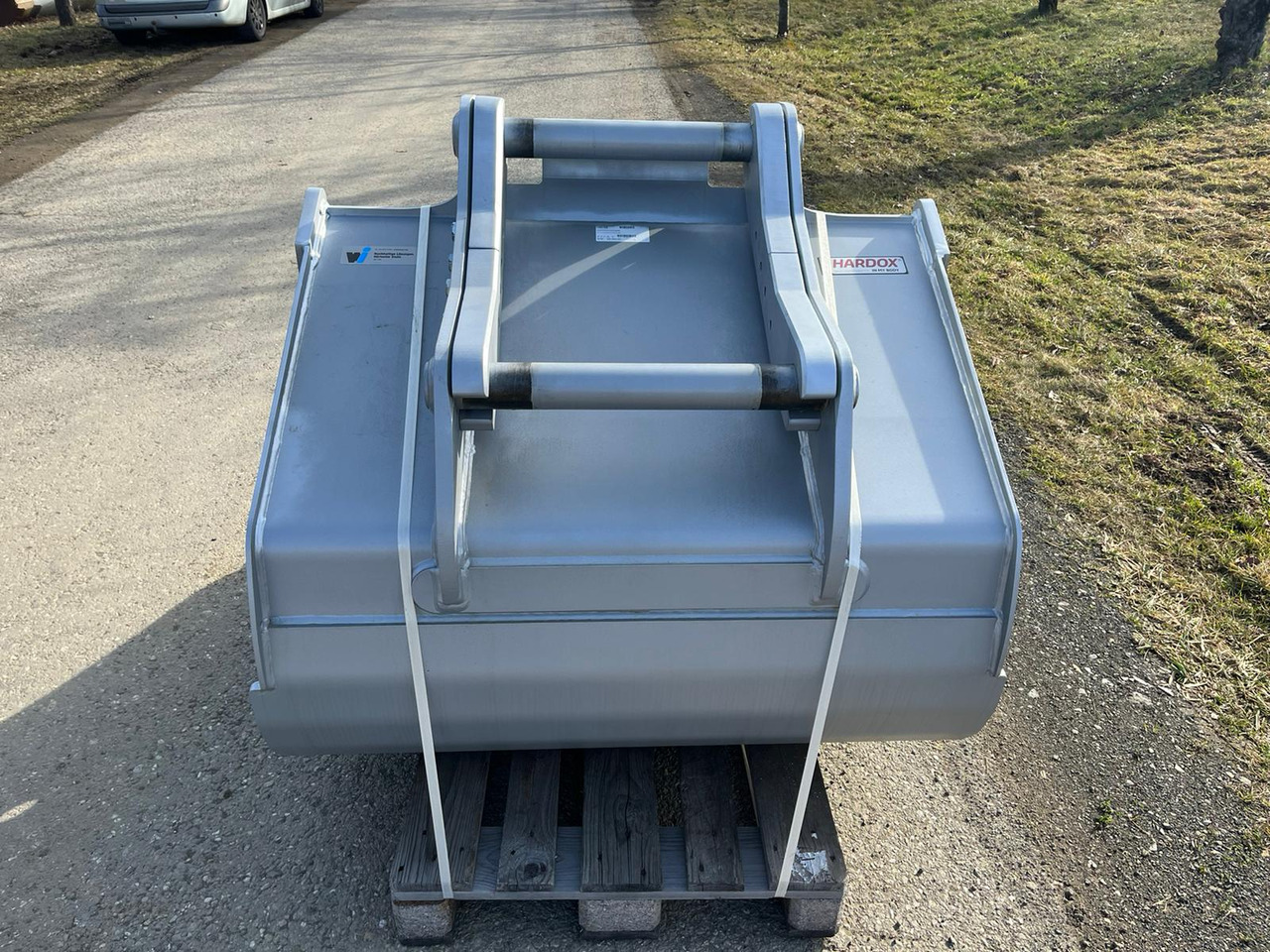 Winkelbauer 130 cm backhoe bucket with OQ 70/55 - Excavator bucket for Crawler excavator: picture 5 Winkelbauer 130 cm backhoe bucket with OQ 70/55 - Excavator bucket for Crawler excavator: picture 5