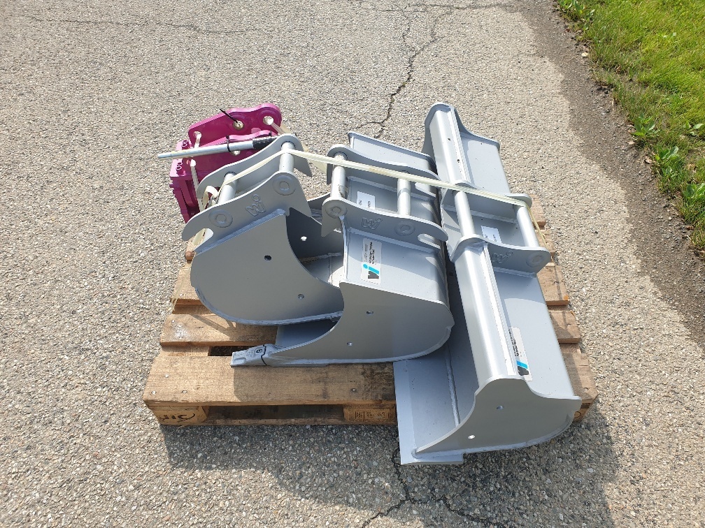 Winkelbauer Winkelbauer bucket package for 1.5t mini excavator - Excavator bucket for Mini excavator: picture 1 Winkelbauer Winkelbauer bucket package for 1.5t mini excavator - Excavator bucket for Mini excavator: picture 1