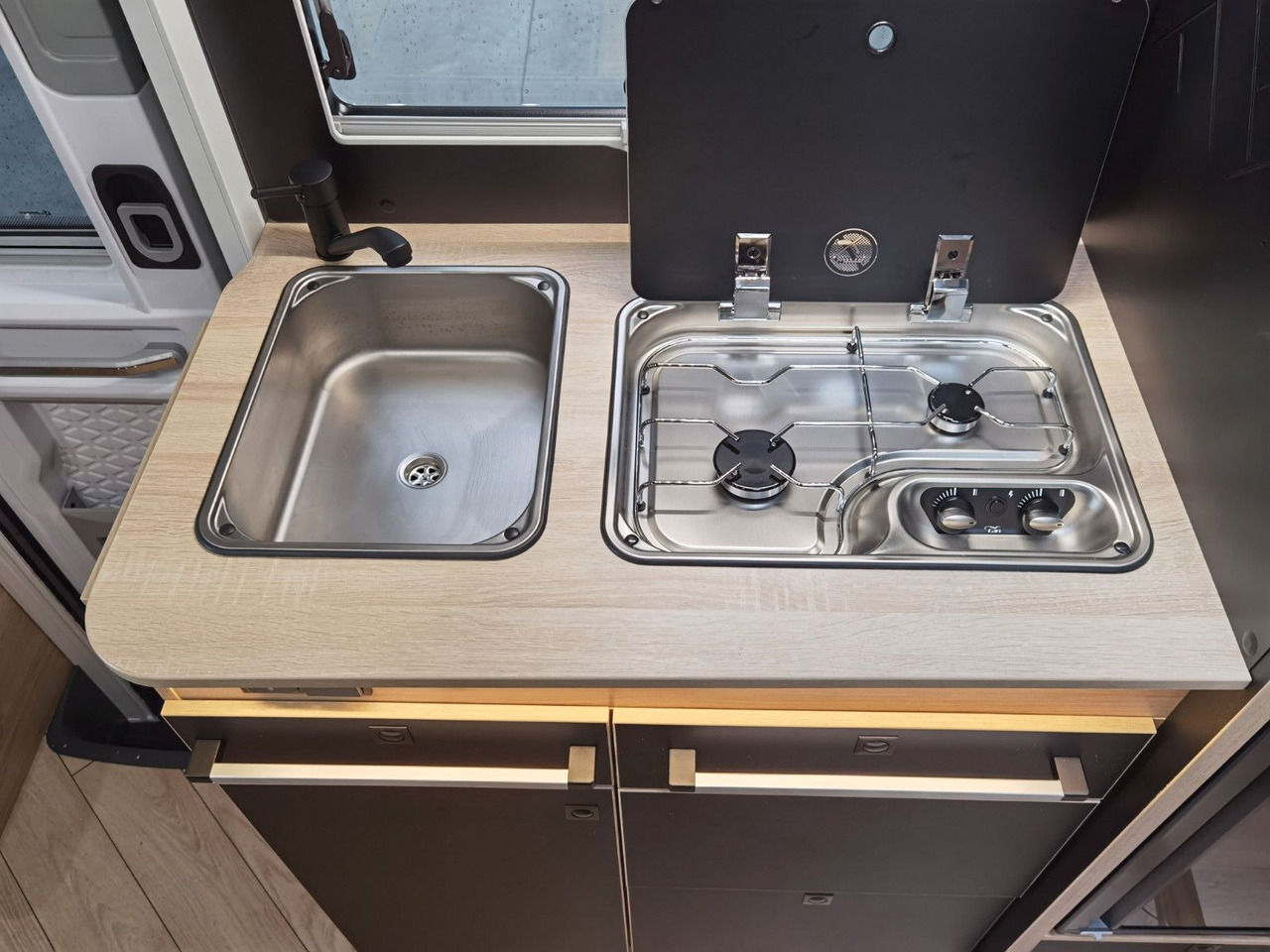 Semi-integrated motorhome Chausson 627 TITANIUM / - 2026 -/ EINZELBETTEN & HUBBETT: picture 18 Semi-integrated motorhome Chausson 627 TITANIUM / - 2026 -/ EINZELBETTEN & HUBBETT: picture 18