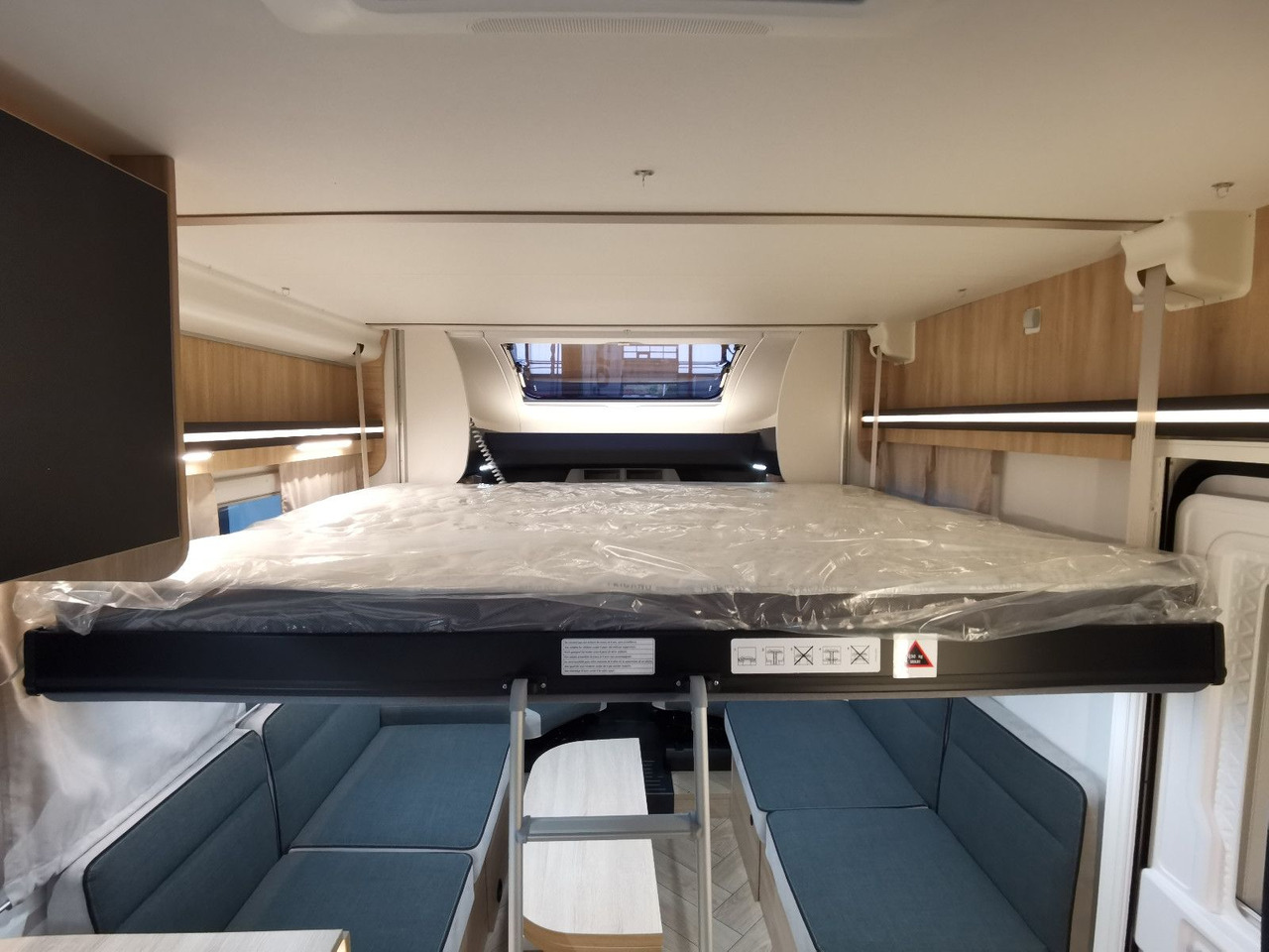 Semi-integrated motorhome Chausson 640 TITANIUM /- 2026 - / XXL - HUBBETT & RAUMBAD: picture 9