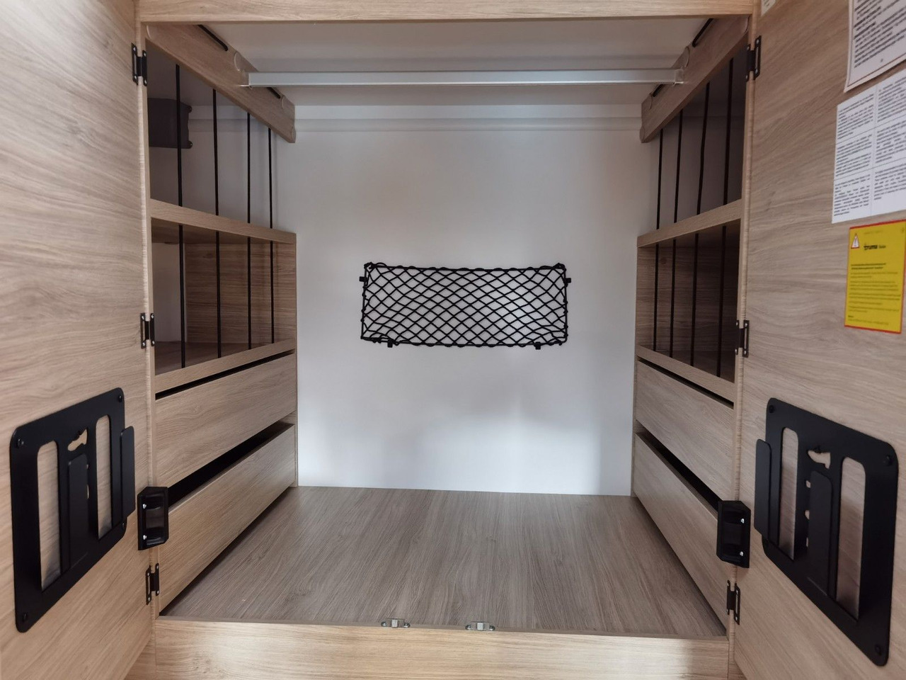 Semi-integrated motorhome Chausson 650 TITANIUM / -2026- / 165PS-8G. / AHK/ HUBBETT: picture 22 Semi-integrated motorhome Chausson 650 TITANIUM / -2026- / 165PS-8G. / AHK/ HUBBETT: picture 22