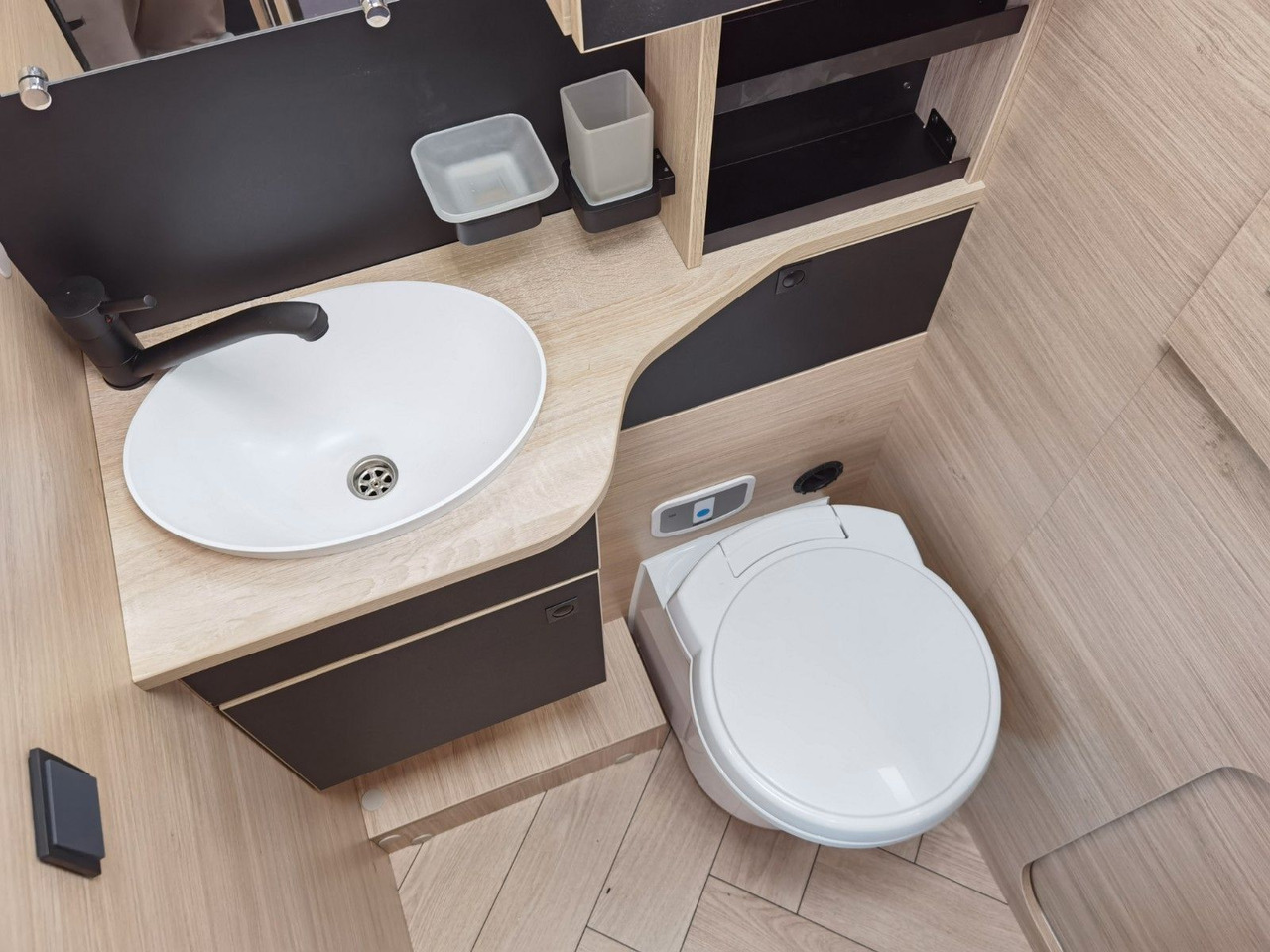 Semi-integrated motorhome Chausson 650 TITANIUM / - 2026 - / 165PS - 8G. / HUBBETT: picture 20 Semi-integrated motorhome Chausson 650 TITANIUM / - 2026 - / 165PS - 8G. / HUBBETT: picture 20