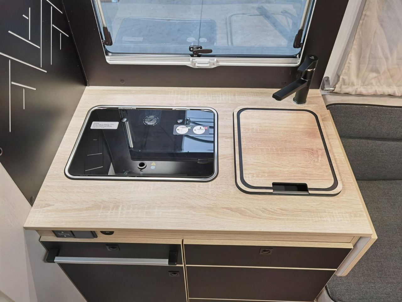 Semi-integrated motorhome Chausson 777 ETAPE LINE / -2025- / 165PS /  EINZELBETTEN: picture 18