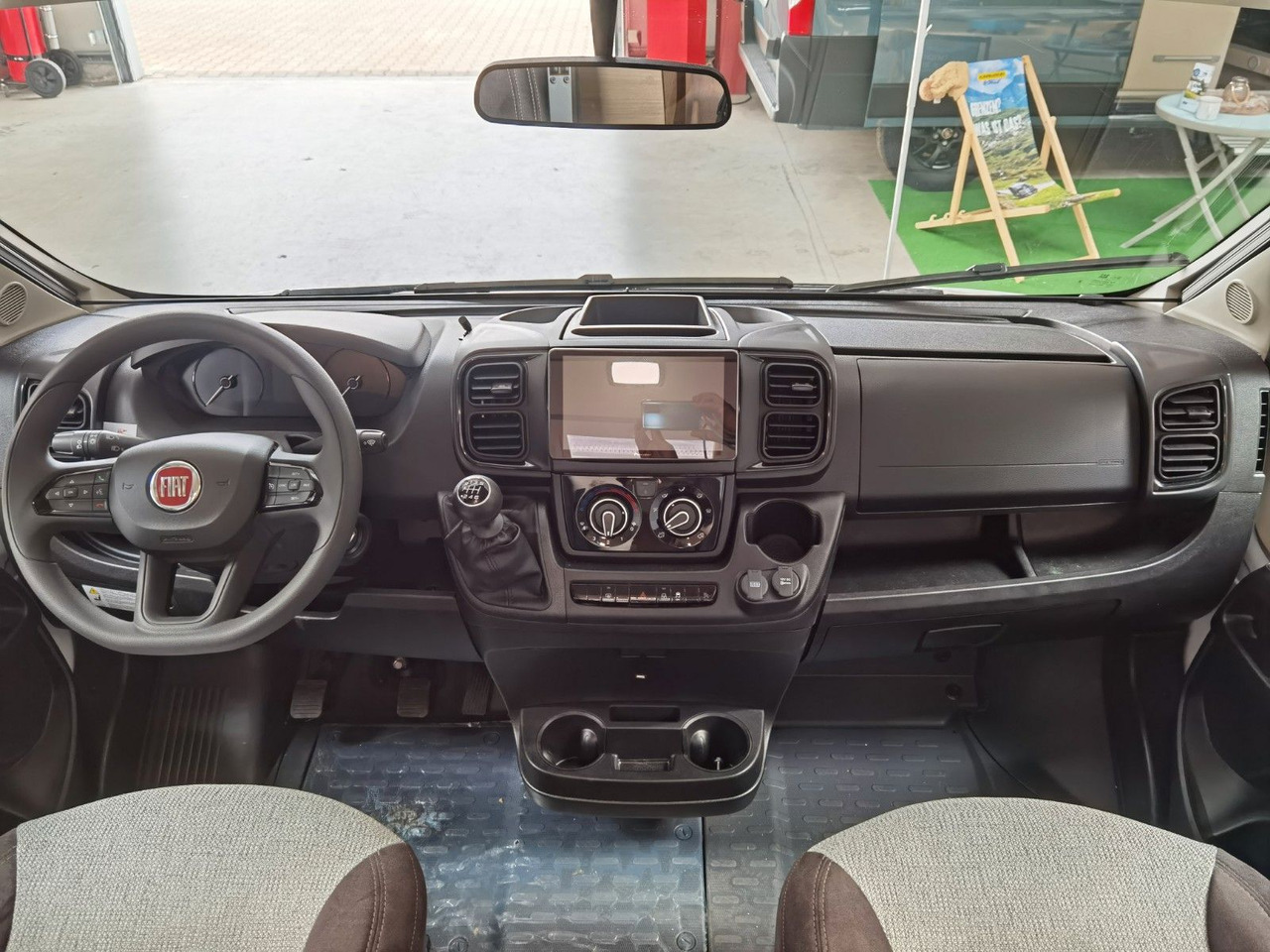 Alcove motorhome Chausson C 727 FIRST LINE /140PS / EINZELBETTEN & ALKOVEN: picture 9
