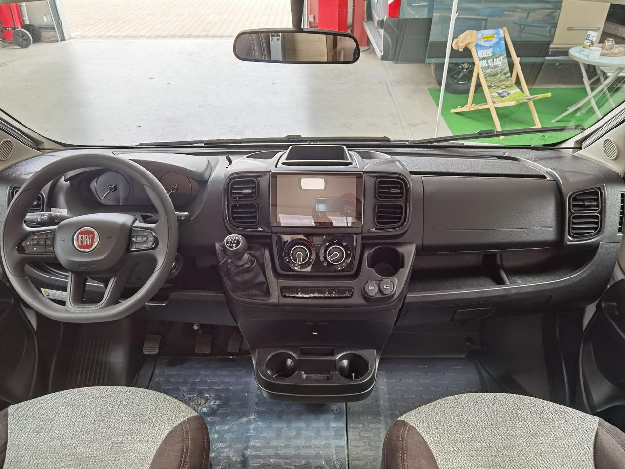 Alcove motorhome Chausson C 727 FIRST LINE /140PS / EINZELBETTEN & ALKOVEN: picture 10