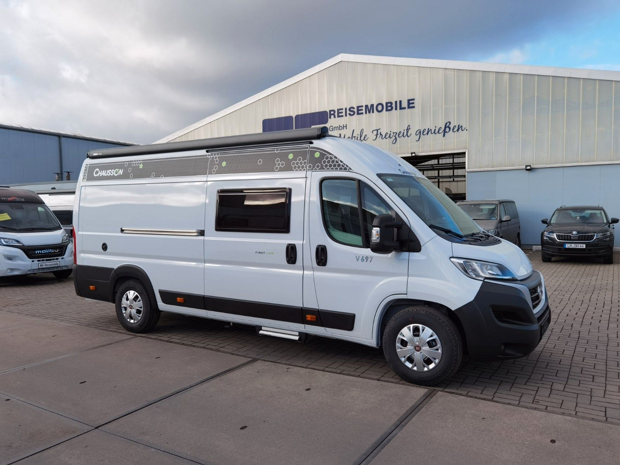 Chausson V697 FIRST LINE / ZUBEHÖR - PAKET / EINZELBETTEN - Campervan: picture 4 Chausson V697 FIRST LINE / ZUBEHÖR - PAKET / EINZELBETTEN - Campervan: picture 4