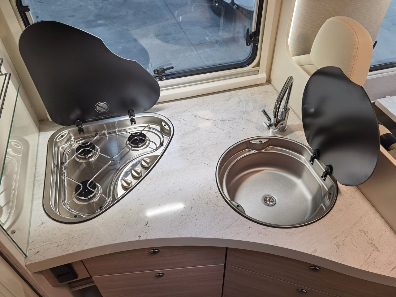 Alcove motorhome Eura Mobil ACTIVA ONE 630 LS / -2025- / 140PS / RAUMWUNDER: picture 20 Alcove motorhome Eura Mobil ACTIVA ONE 630 LS / -2025- / 140PS / RAUMWUNDER: picture 20