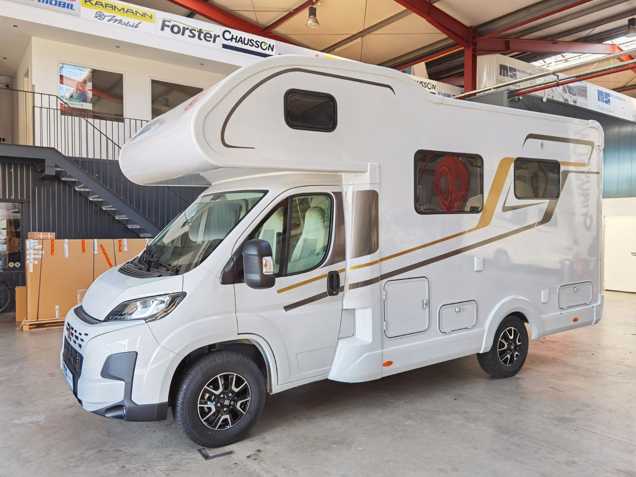 Alcove motorhome Eura Mobil ACTIVA ONE 630 LS / -2025- / 140PS / RAUMWUNDER: picture 6 Alcove motorhome Eura Mobil ACTIVA ONE 630 LS / -2025- / 140PS / RAUMWUNDER: picture 6