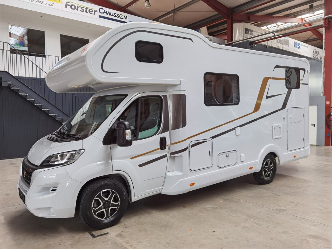 Alcove motorhome Eura Mobil ACTIVA ONE 690 HB / 180PS-40H MAXI/ PANORAMADACH: picture 6