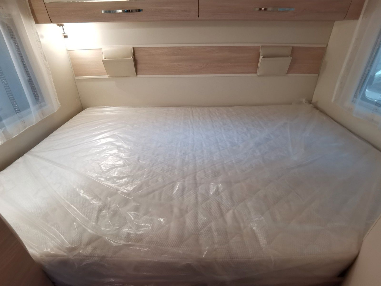Alcove motorhome Eura Mobil ACTIVA ONE 690 HB / 180PS-9G AUTOMATIK -40H MAXI: picture 18