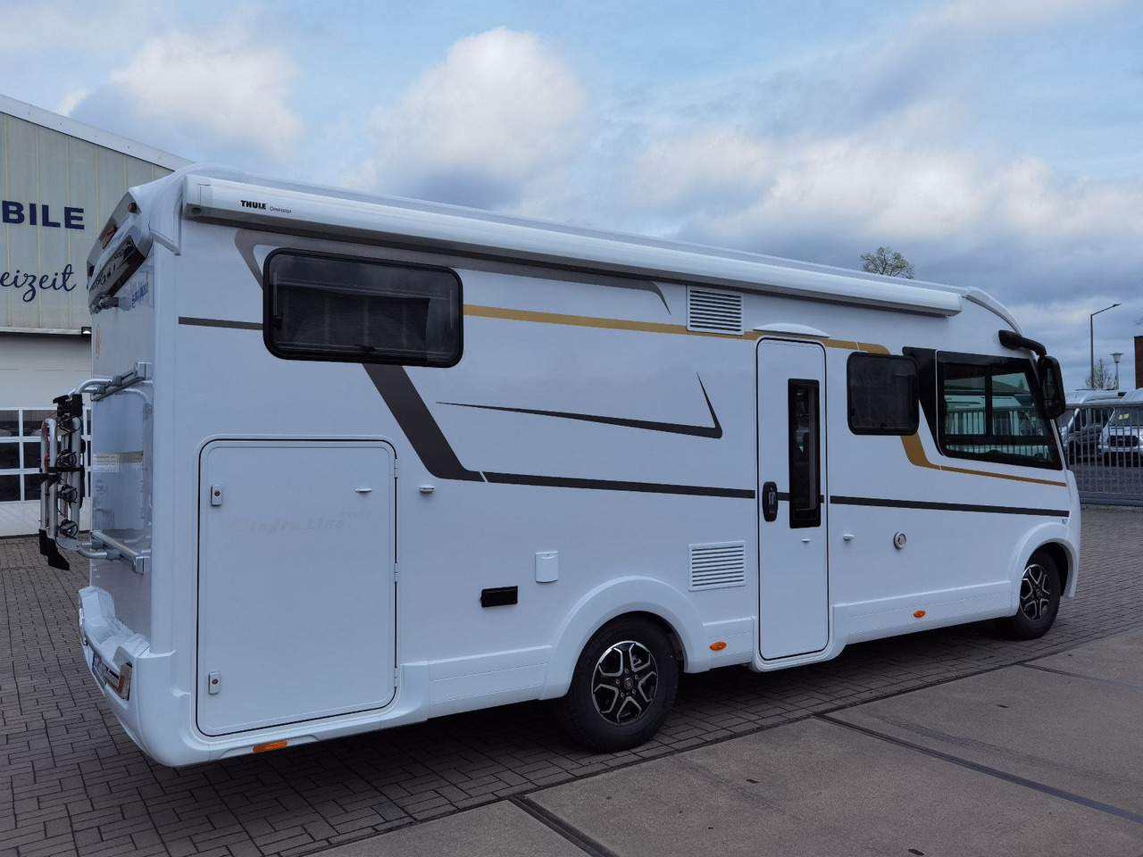 Eura Mobil INTEGRA LINE 720 EF - MOD. 2025 /180 PS/9G.AUTOM - Integrated motorhome: picture 4 Eura Mobil INTEGRA LINE 720 EF - MOD. 2025 /180 PS/9G.AUTOM - Integrated motorhome: picture 4