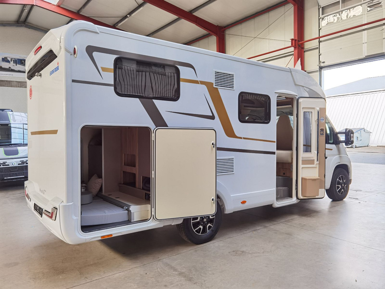 Semi-integrated motorhome Eura Mobil PROFILA T 660 EB / -2025-/ 140PS / MONDIAL-PAKET: picture 10 Semi-integrated motorhome Eura Mobil PROFILA T 660 EB / -2025-/ 140PS / MONDIAL-PAKET: picture 10