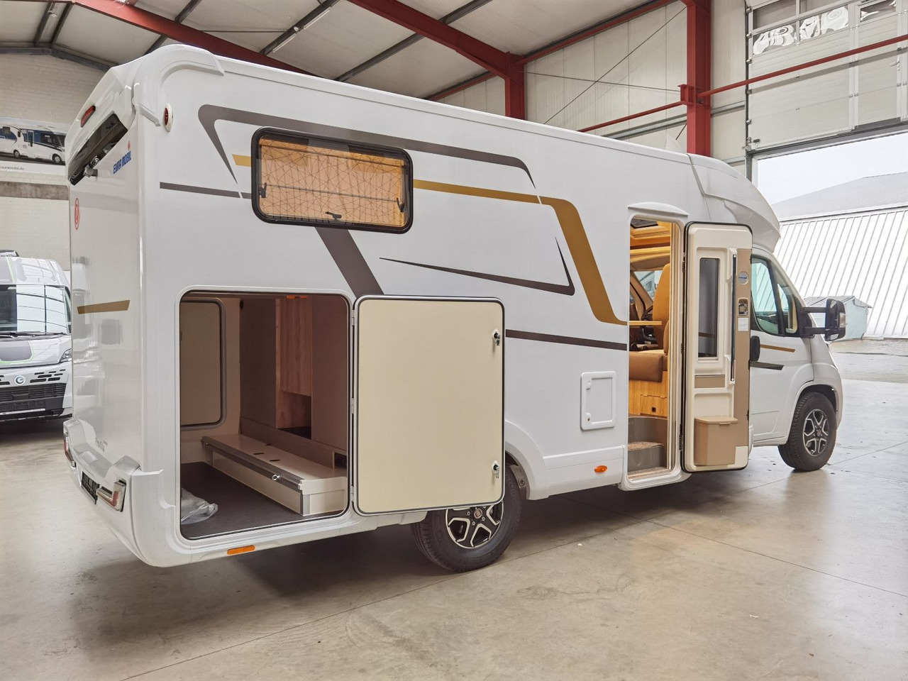 Leasing of  Eura Mobil PROFILA T 695 EB / 140PS/ MONDIAL / EINZELBETTEN Eura Mobil PROFILA T 695 EB / 140PS/ MONDIAL / EINZELBETTEN: picture 10