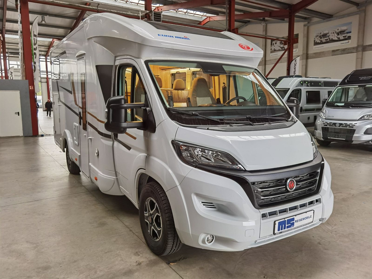 Leasing of  Eura Mobil PROFILA T 695 EB / 140PS/ MONDIAL / EINZELBETTEN Eura Mobil PROFILA T 695 EB / 140PS/ MONDIAL / EINZELBETTEN: picture 8