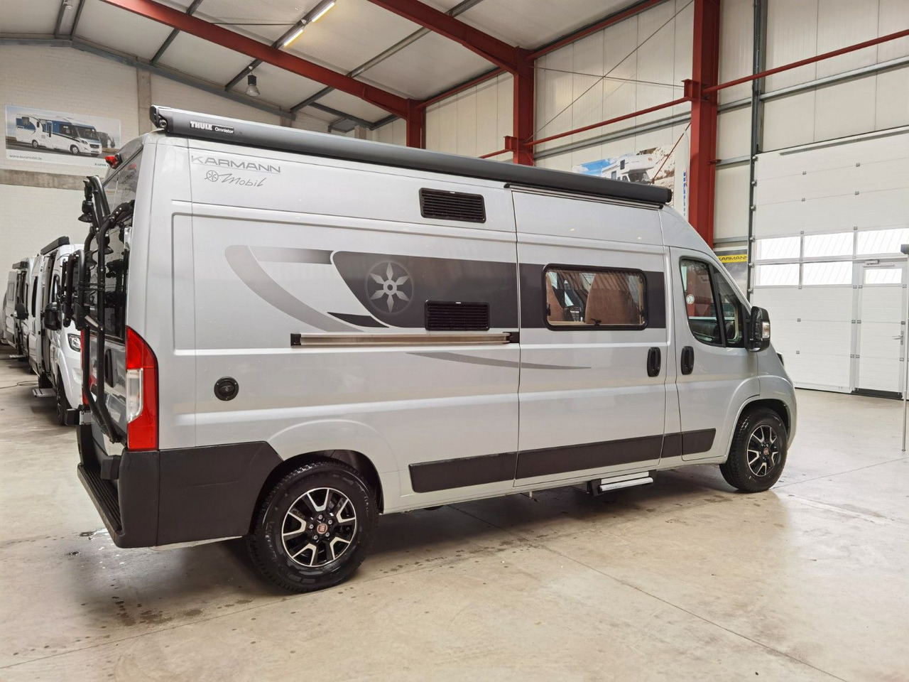 Karmann DAVIS 590 LIFESTYLE / 140PS / SKY-ROOF & ALU - Campervan: picture 4 Karmann DAVIS 590 LIFESTYLE / 140PS / SKY-ROOF & ALU - Campervan: picture 4