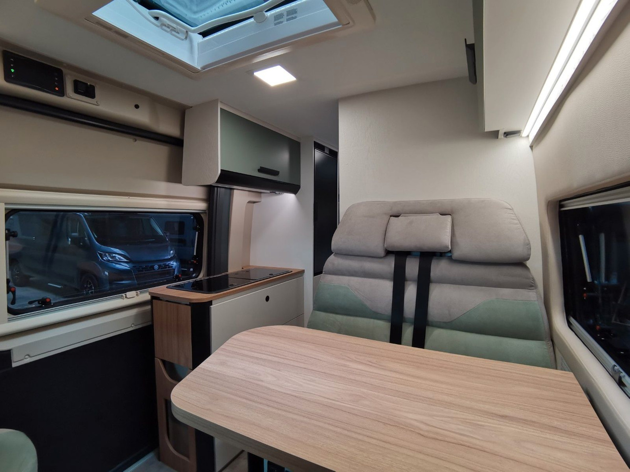 Leasing of  Karmann DAVIS 590 TRENDSTYLE / -2026- / 140PS- AUTOMATIK Karmann DAVIS 590 TRENDSTYLE / -2026- / 140PS- AUTOMATIK: picture 13