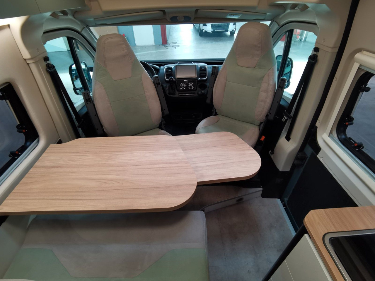 Leasing of  Karmann DAVIS 590 TRENDSTYLE / -2026- / 140PS- AUTOMATIK Karmann DAVIS 590 TRENDSTYLE / -2026- / 140PS- AUTOMATIK: picture 14