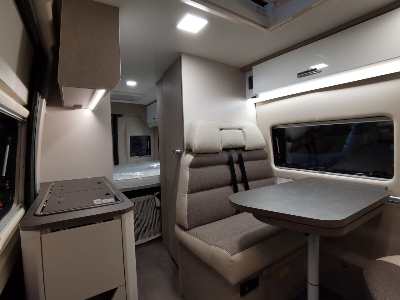 Campervan Karmann DAVIS 590 TRENDSTYLE /-MODELL 2025-/ PLUS- PAKET: picture 14