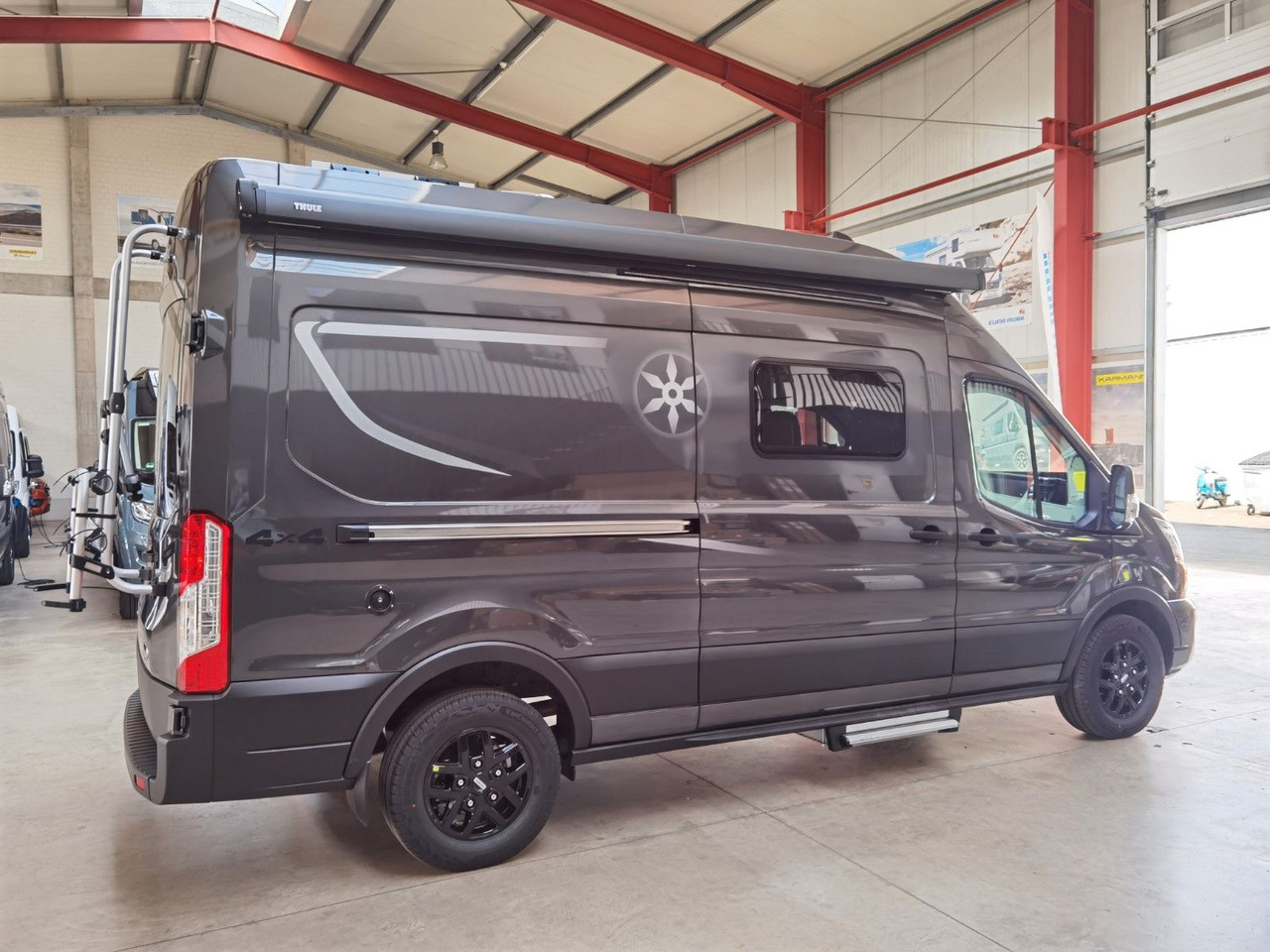Karmann DEXTER 570 / 170 PS / 4x4/ ALU / SOLAR / MARKISE - Campervan: picture 4 Karmann DEXTER 570 / 170 PS / 4x4/ ALU / SOLAR / MARKISE - Campervan: picture 4