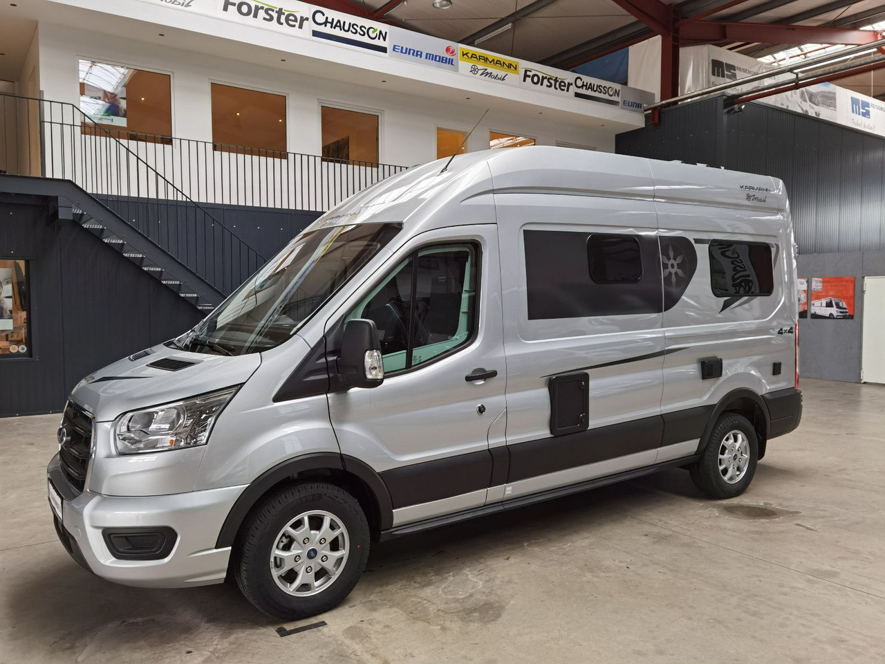 Karmann DEXTER 570 /170PS-4x4 /SOLAR/ AHK / EINZELBETTEN - Campervan: picture 5 Karmann DEXTER 570 /170PS-4x4 /SOLAR/ AHK / EINZELBETTEN - Campervan: picture 5