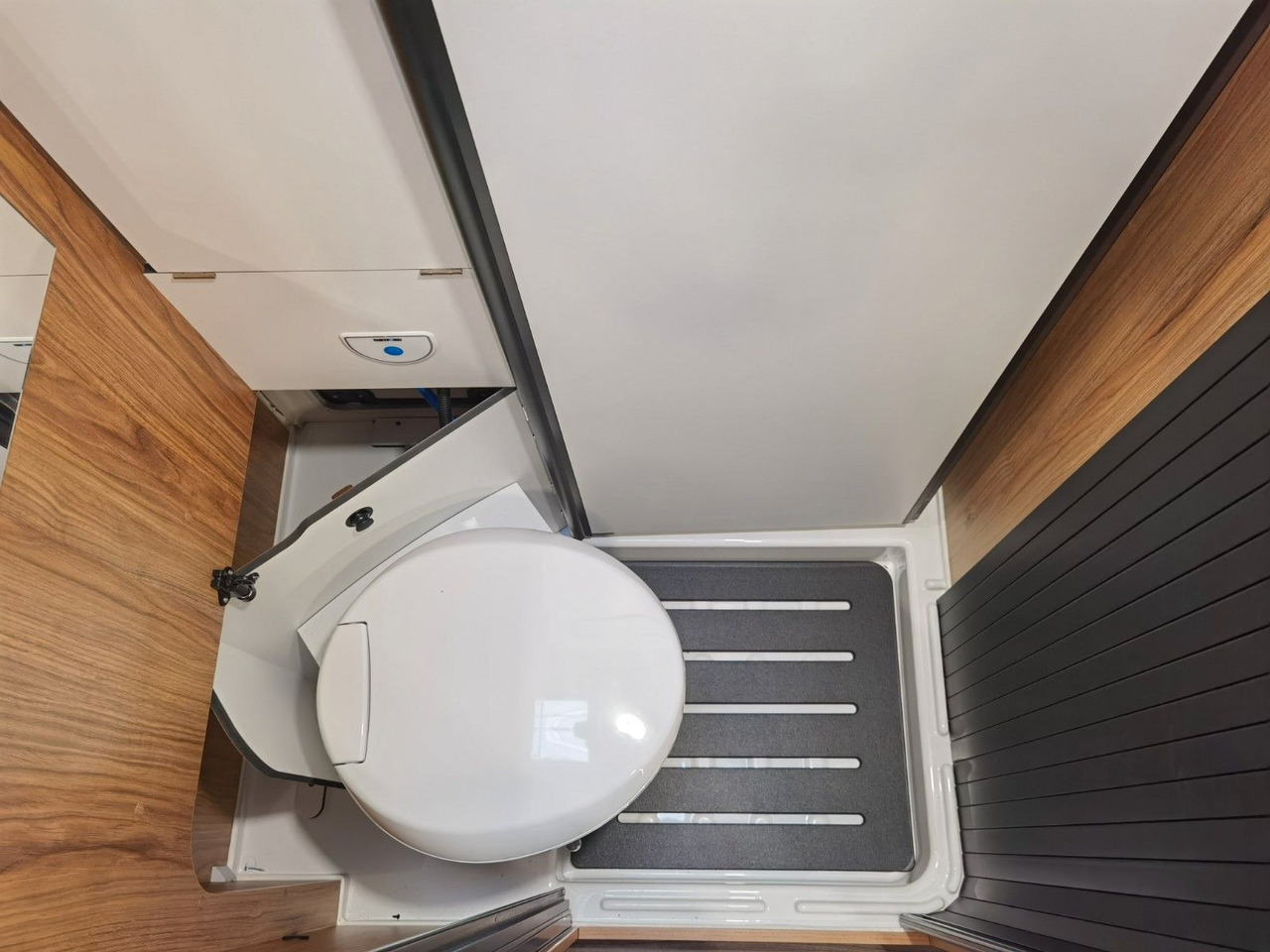 Campervan Karmann DEXTER 580 /-MODELL 2026-/ PANORAMA DACHFENSTER: picture 20 Campervan Karmann DEXTER 580 /-MODELL 2026-/ PANORAMA DACHFENSTER: picture 20