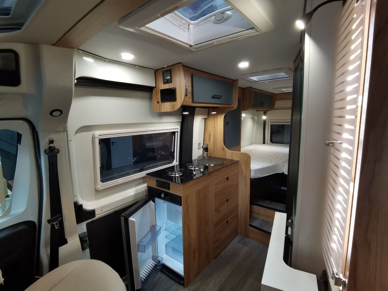 Leasing of  Karmann DEXTER 600 /2026/8G.AUTOM./ EINZELBETTEN  5.99M Karmann DEXTER 600 /2026/8G.AUTOM./ EINZELBETTEN  5.99M: picture 7