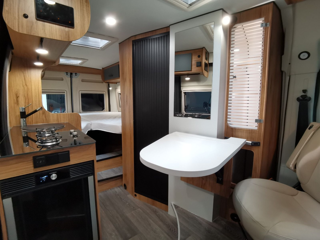 Karmann DEXTER 600 /MODELL 2026/ EINZELBETTEN  5.99M - Campervan: picture 4 Karmann DEXTER 600 /MODELL 2026/ EINZELBETTEN  5.99M - Campervan: picture 4