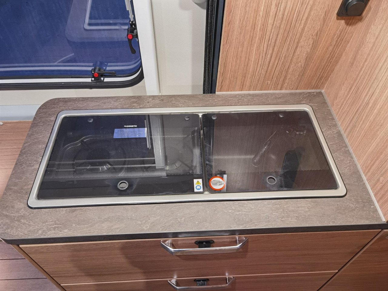 New Campervan Weinsberg CARABUS 600 MQ /140PS / CARE-DRIVE-PAKET ADVANCE: picture 13