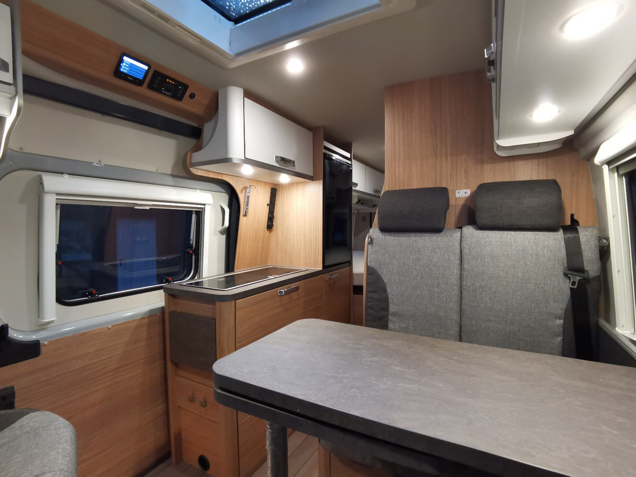 New Campervan Weinsberg CARABUS 600 MQ /140PS / CARE-DRIVE-PAKET ADVANCE: picture 10