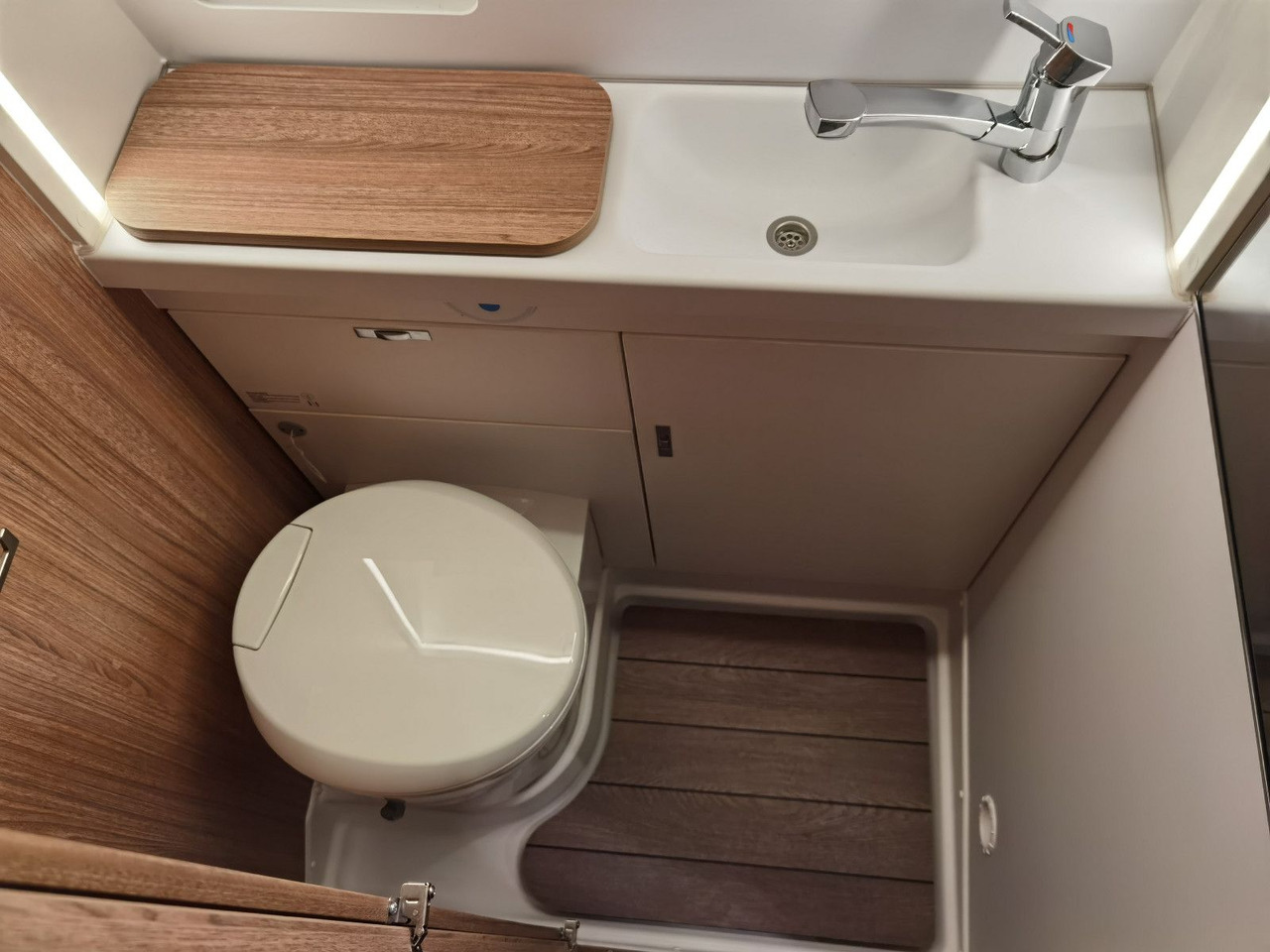 New Campervan Weinsberg CARABUS 600 MQ /140PS / CARE-DRIVE-PAKET ADVANCE: picture 19