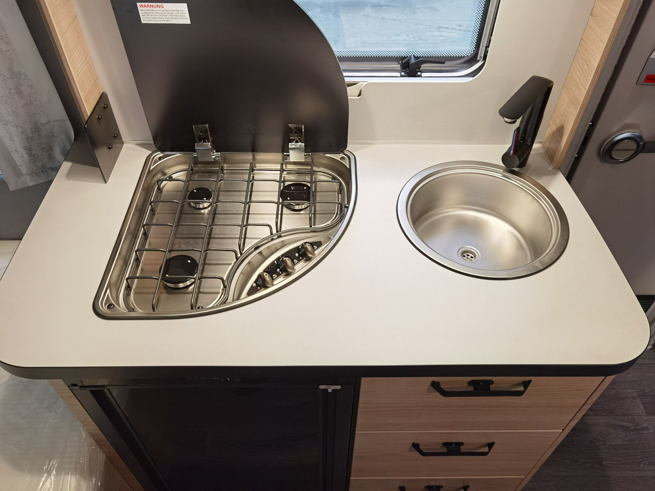 Caravan Weinsberg CARAONE 390 QD / -2026 -/ 1350 KG: picture 18 Caravan Weinsberg CARAONE 390 QD / -2026 -/ 1350 KG: picture 18