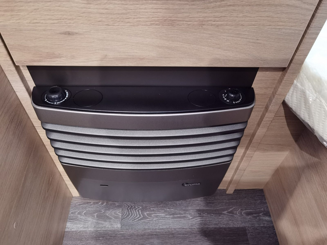 Caravan Weinsberg CARAONE 390 QD / -2026 -/ 1350 KG: picture 20 Caravan Weinsberg CARAONE 390 QD / -2026 -/ 1350 KG: picture 20