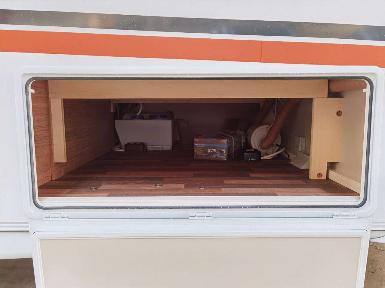 Caravan Weinsberg CARAONE 390 QD - EDITION HOT / -2025 -/ 1350 KG: picture 10