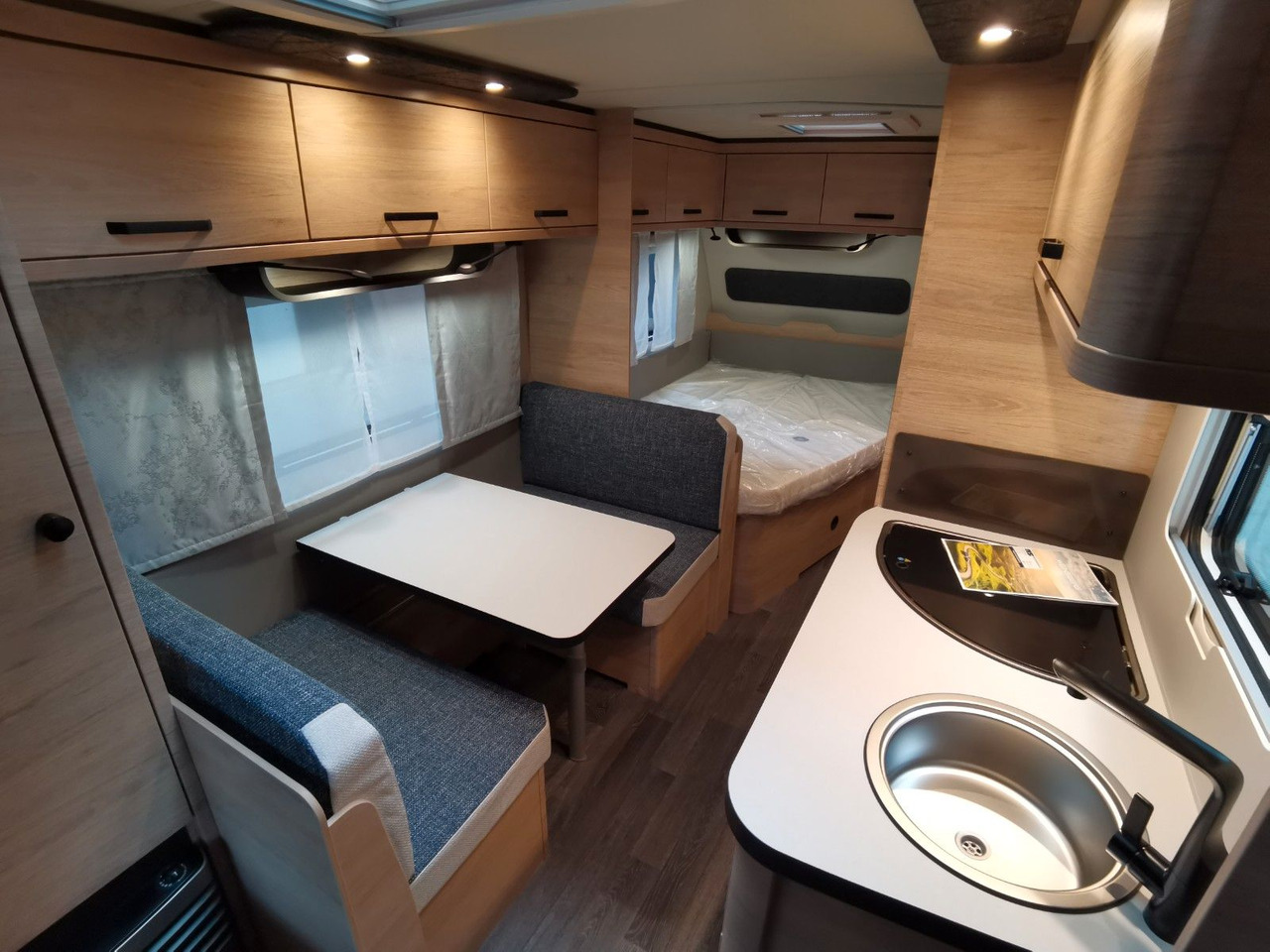 Leasing of  Weinsberg CARAONE 500 FDK -MODELL 2026- / 1700kg Weinsberg CARAONE 500 FDK -MODELL 2026- / 1700kg: picture 16