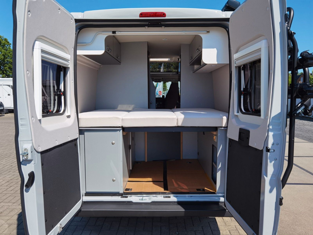 Campervan Weinsberg CARATOUR 600 MQ /165PS /FUNCTION & VOLTAGE PAKET: picture 8