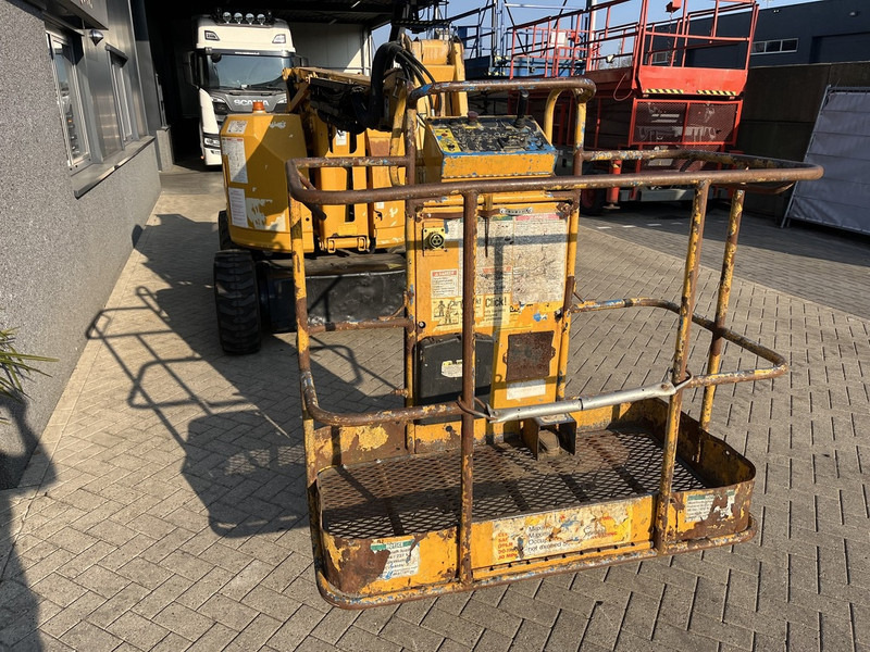 Genie Z-34/22 Knikarmhoogwerker 12.5M werkhoogte 4X4 Kubota Diesel 2002 - Articulated boom lift: picture 5 Genie Z-34/22 Knikarmhoogwerker 12.5M werkhoogte 4X4 Kubota Diesel 2002 - Articulated boom lift: picture 5