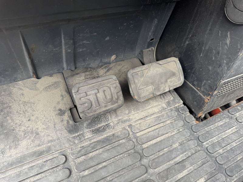 LPG forklift Linde H30T-03 Triplo 475 Freelift/Sideshift/4e functie LPG 1998: picture 12