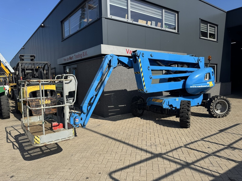 Manitou 160 ATJ 4x4x4 Knikarm hoogwerker / Arbeitsbuhne 16.21M Werkhoogte 4x4x4 2012 Diesel - Articulated boom lift: picture 4 Manitou 160 ATJ 4x4x4 Knikarm hoogwerker / Arbeitsbuhne 16.21M Werkhoogte 4x4x4 2012 Diesel - Articulated boom lift: picture 4