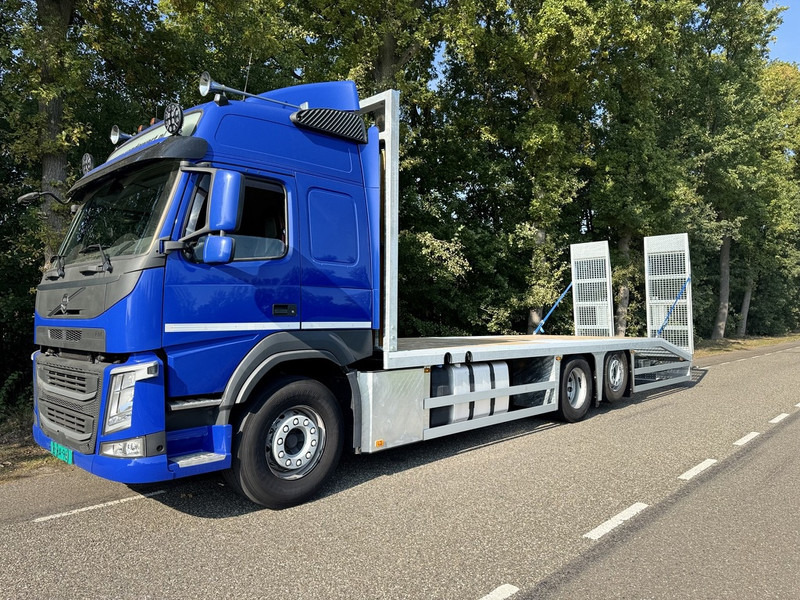 Volvo FM370 6X2 Machine Transporter / Oprij Vrachtwagen 2019 / EURO 6 / 550DKM / Steering Wheel / APK 11-2026 - Car transporter truck: picture 3 Volvo FM370 6X2 Machine Transporter / Oprij Vrachtwagen 2019 / EURO 6 / 550DKM / Steering Wheel / APK 11-2026 - Car transporter truck: picture 3