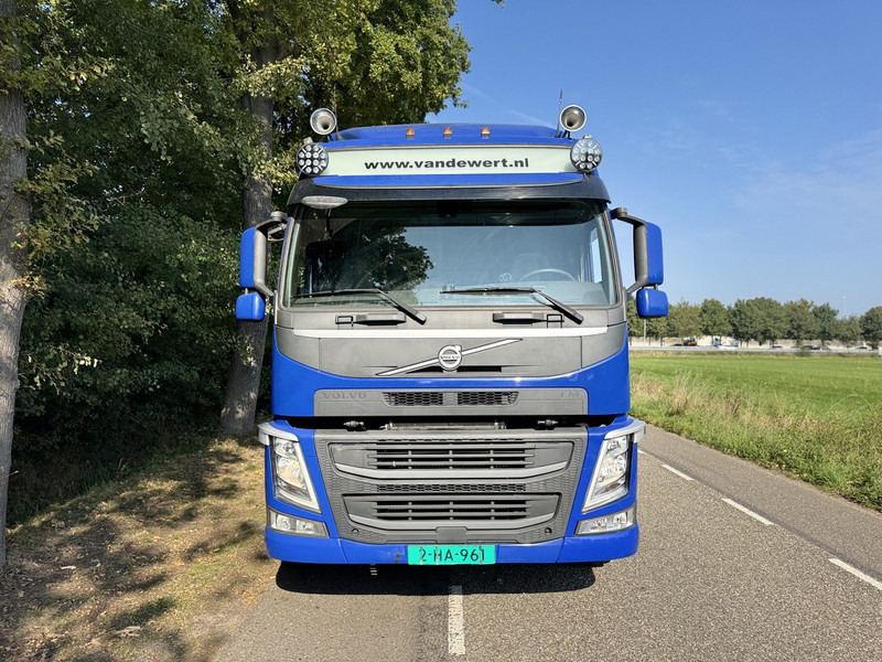 Volvo FM370 6X2 Machine Transporter / Oprij Vrachtwagen 2019 / EURO 6 / 550DKM / Steering Wheel / APK 9-2026 - Car transporter truck: picture 5 Volvo FM370 6X2 Machine Transporter / Oprij Vrachtwagen 2019 / EURO 6 / 550DKM / Steering Wheel / APK 9-2026 - Car transporter truck: picture 5