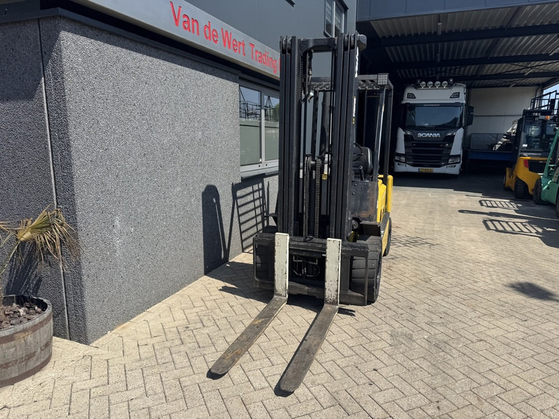 Yale GDP30TP - Diesel forklift: picture 4 Yale GDP30TP - Diesel forklift: picture 4