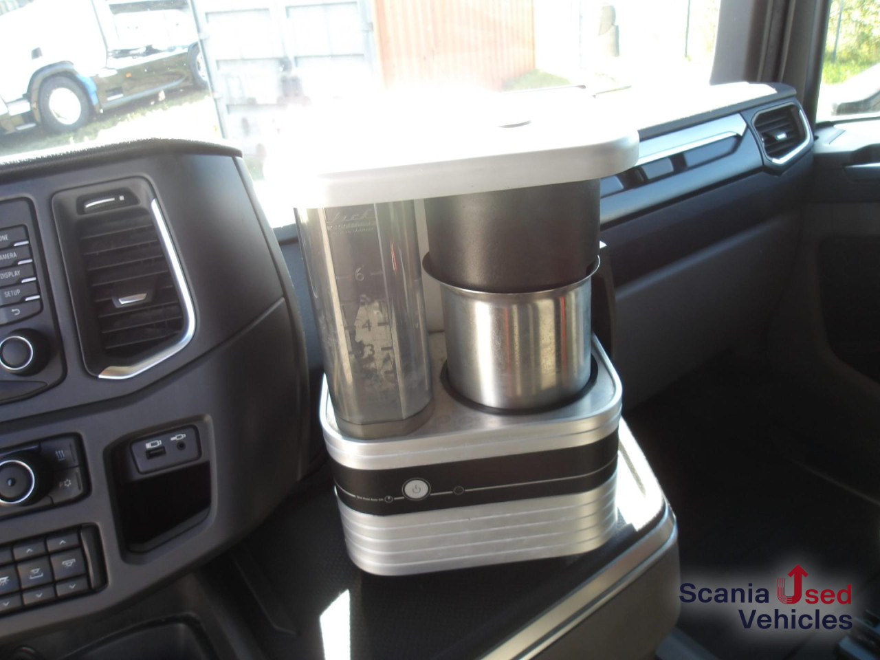 SCANIA R 450 A4x2NA / Hydraulikanlage / ALCOA / Navi - Tractor unit: picture 2 SCANIA R 450 A4x2NA / Hydraulikanlage / ALCOA / Navi - Tractor unit: picture 2