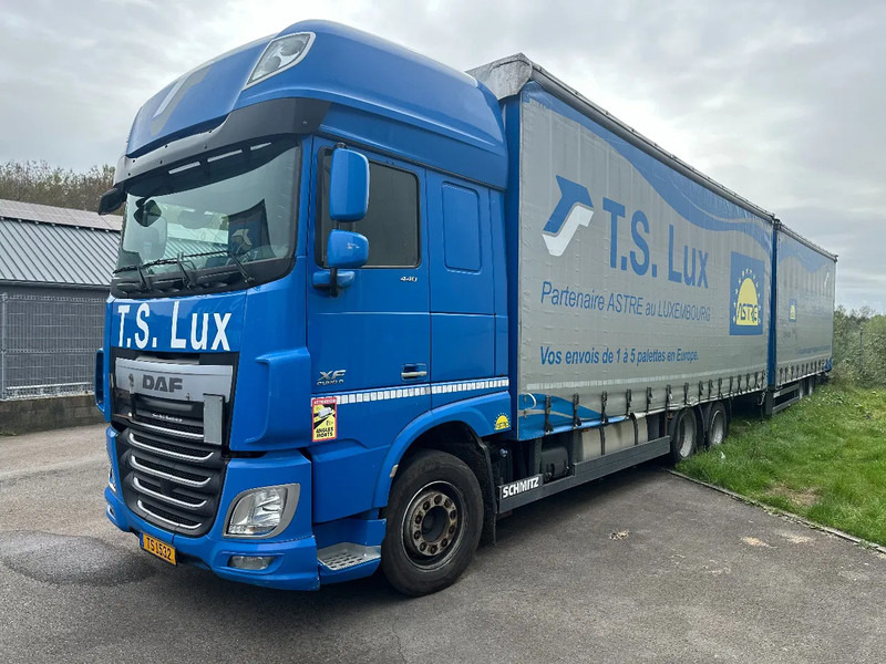 DAF XF 440 DAF XF 440 6x2 / SUPERSPACECAB / KOMBI MIT ANHANGER SCHMITZ 2016 / DURCHLADEN / 2 STUCK - Curtain side truck: picture 1 DAF XF 440 DAF XF 440 6x2 / SUPERSPACECAB / KOMBI MIT ANHANGER SCHMITZ 2016 / DURCHLADEN / 2 STUCK - Curtain side truck: picture 1