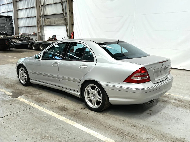 Mercedes-Benz C-Klasse C30 CDI / AMG /DIESEL TURBO 33795 km - Saloon car: picture 3 Mercedes-Benz C-Klasse C30 CDI / AMG /DIESEL TURBO 33795 km - Saloon car: picture 3