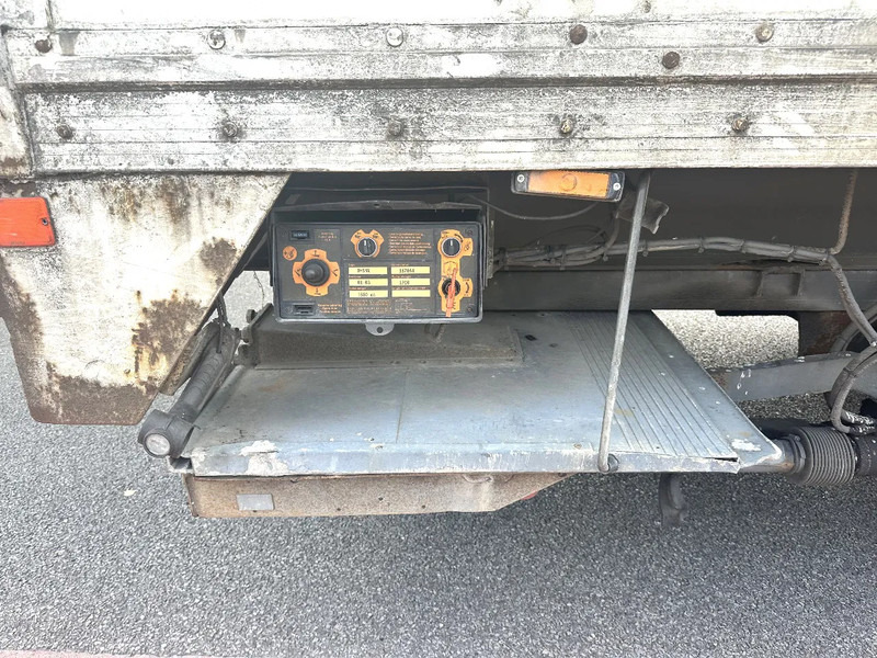 Renders S/00078 met laadklep - Closed box semi-trailer: picture 4 Renders S/00078 met laadklep - Closed box semi-trailer: picture 4