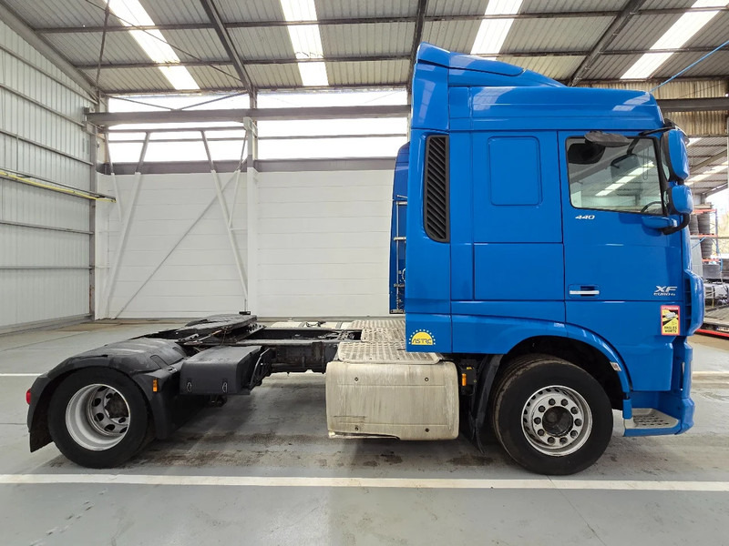 DAF XF 440 EURO 6 / AIRCO - Tractor unit: picture 4 DAF XF 440 EURO 6 / AIRCO - Tractor unit: picture 4