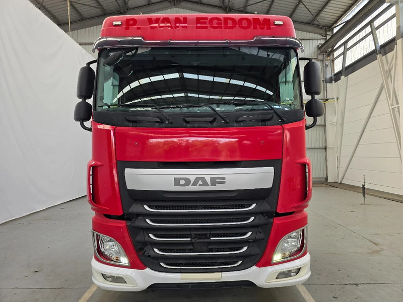 DAF XF 460 AIRCO / MANUEL / RETARDER - Tractor unit: picture 2 DAF XF 460 AIRCO / MANUEL / RETARDER - Tractor unit: picture 2