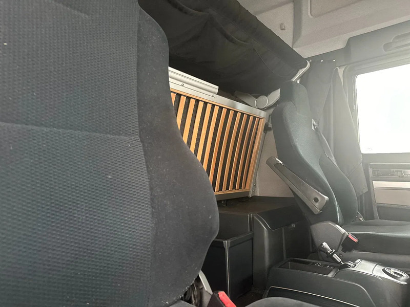 Tractor unit MAN TGX 18.440 XLX/ 8 Pieces-Stuck / Euro 5: picture 13 Tractor unit MAN TGX 18.440 XLX/ 8 Pieces-Stuck / Euro 5: picture 13