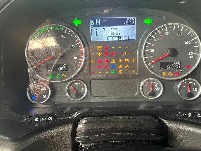 Tractor unit MAN TGX 18.440 XLX/ 8 Pieces-Stuck / Euro 5: picture 18 Tractor unit MAN TGX 18.440 XLX/ 8 Pieces-Stuck / Euro 5: picture 18